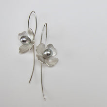 Load image into Gallery viewer, Dogwood Maya Earrings