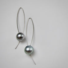 Load image into Gallery viewer, Pearl Earrings Atsuko
